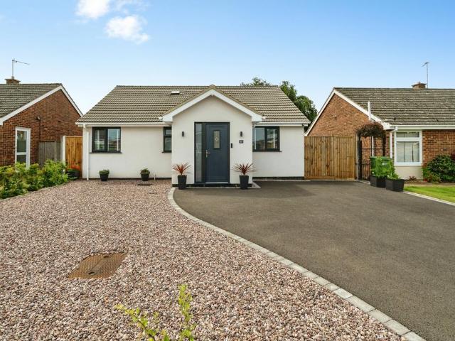 Bungalow for sale in Hoveton, Comers