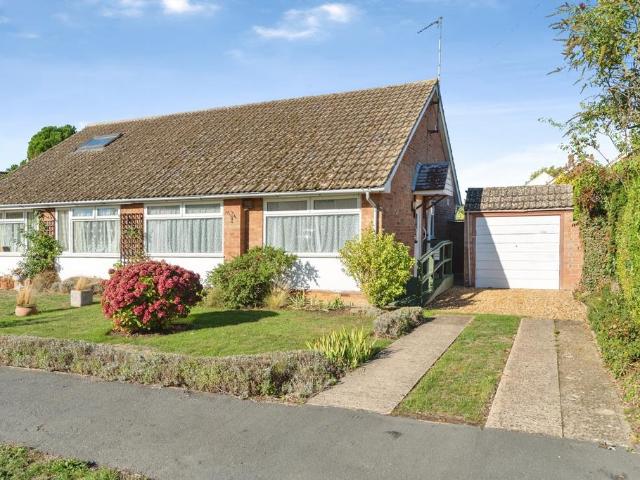 Bungalow for sale in Histon, South Cambridgeshire