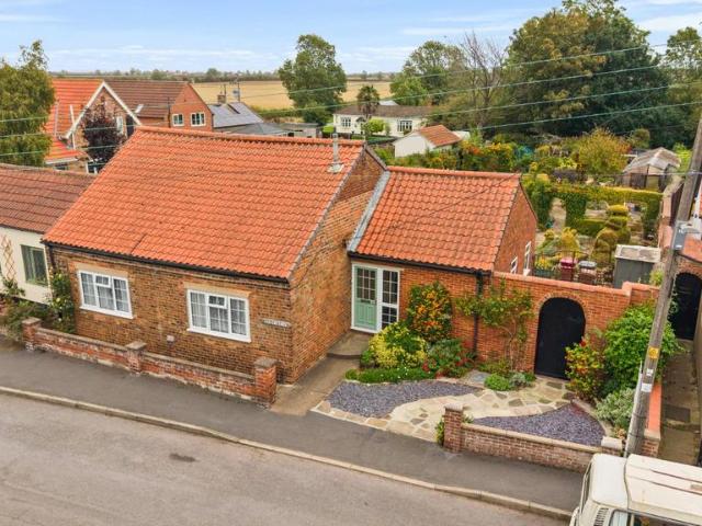 Bungalow for sale in Goxhill, North Lincolnshire