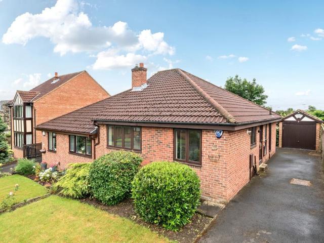 Bungalow for sale in Pudsey, West Yorkshire