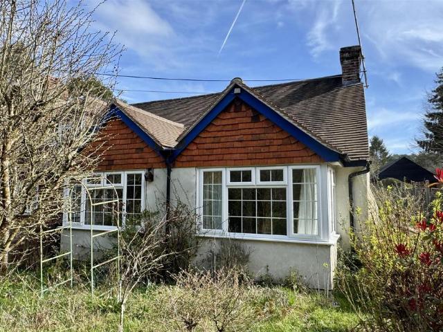 Bungalow for sale in Fole, Surrey