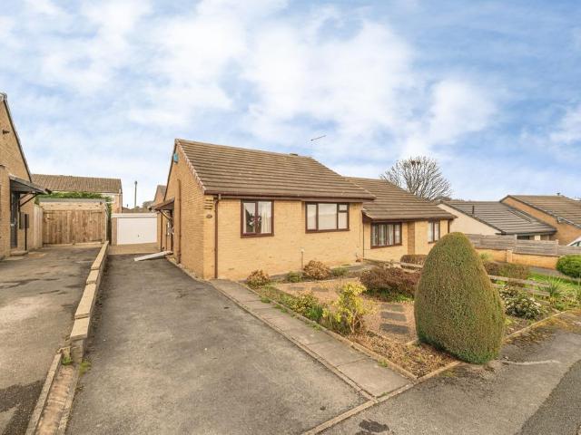 Bungalow for sale in Brookfoot, Brighouse