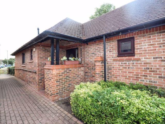 Bungalow for sale in Bletchley and Fenny Stratford, Bletchley
