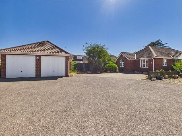 Bungalow for sale in Fordham Heath, Essex