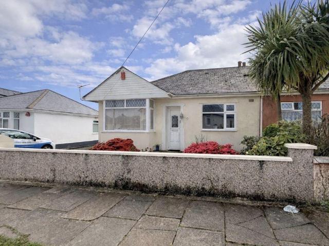 Bungalow for sale in Mount Wise