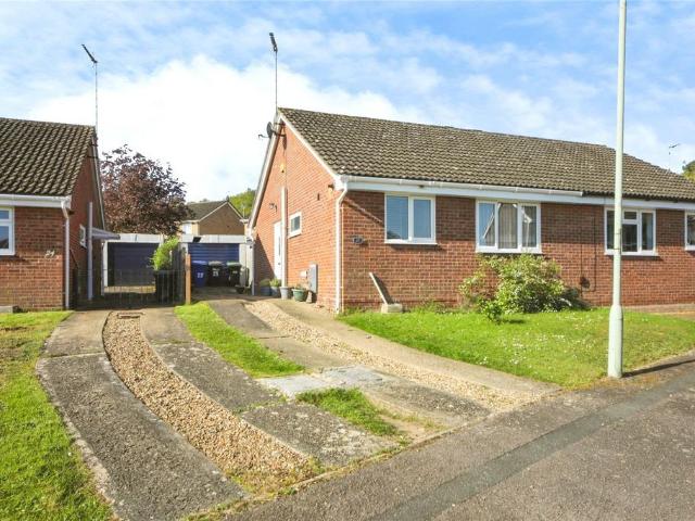 Bungalow for sale in Chedburgh, Suffolk