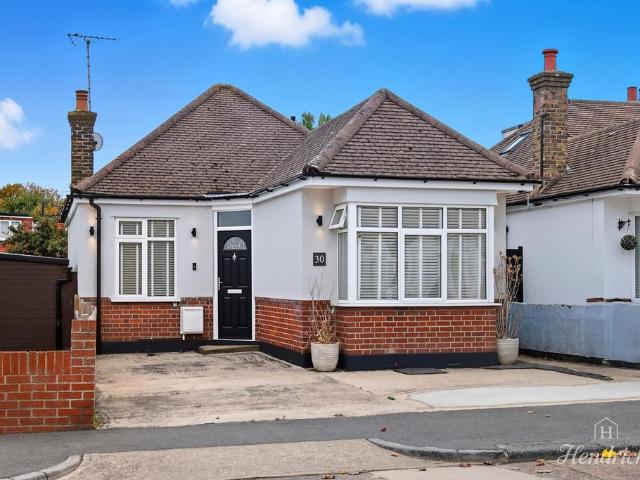 Bungalow for sale in Eastwood, Alton Barnes