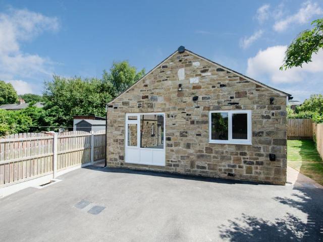Bungalow for sale in Crossflatts, West Yorkshire