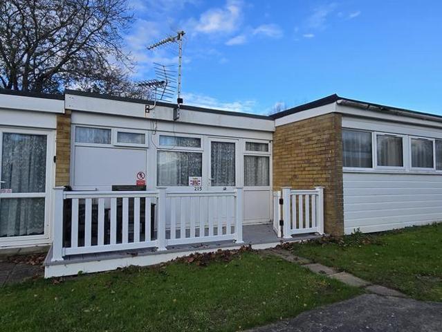 Bungalow for sale in Stokesby, Norfolk