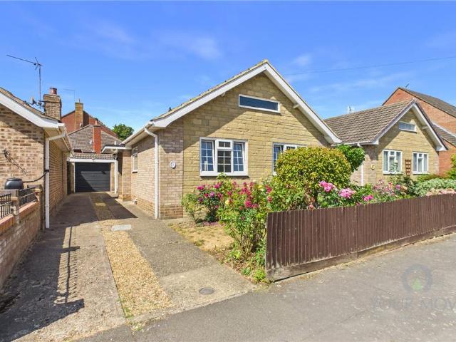 Bungalow for sale in Brambleside, Kettering
