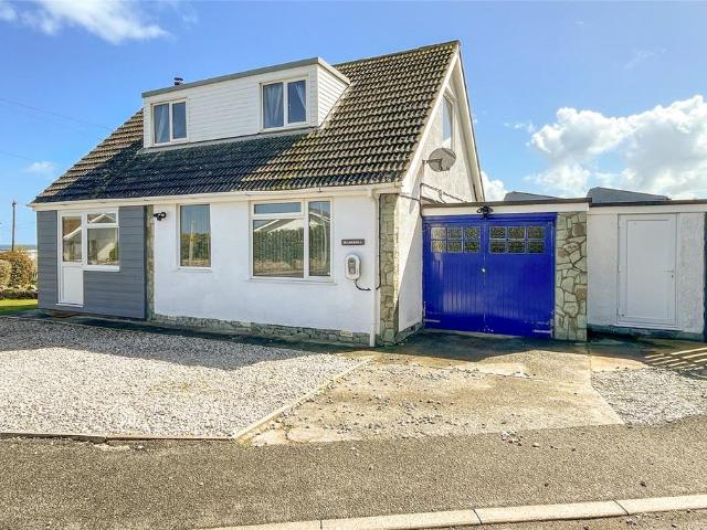 Bungalow for sale in Moelfre, Wales