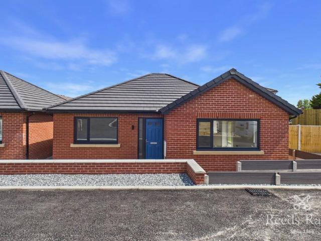 Bungalow for sale in Common Edge, Blackpool