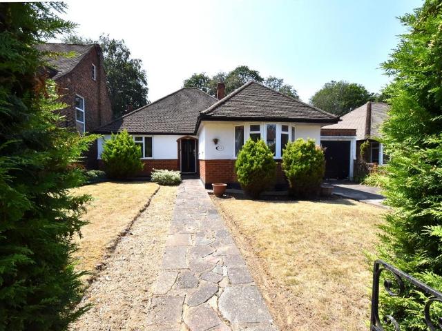 Bungalow for sale in Goddington, Greater London