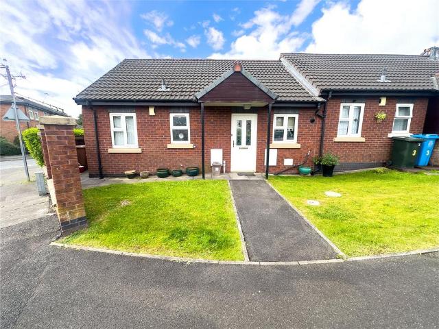 Bungalow for sale in Burnedge, Greater Manchester