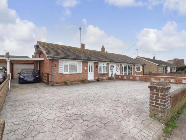 Bungalow for sale in Birchington, Acol
