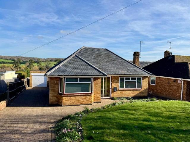 Bungalow for sale in Pouchen End, Hertfordshire