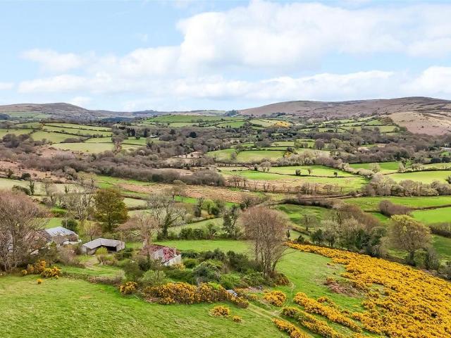 Bungalow for sale in Weir Quay, Devon