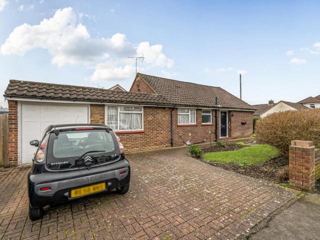 Bungalow for sale in Clewer Village, Windsor