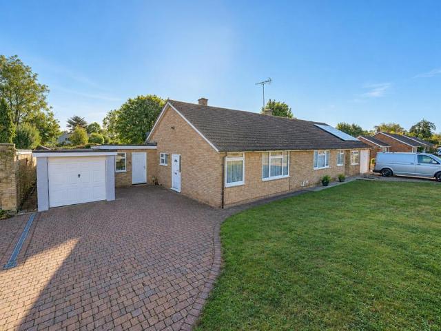 Bungalow for sale in Henley-on-Thames, South Oxfordshire