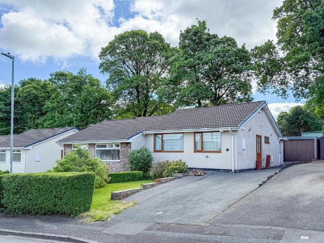 Bungalow for sale in Meltham, West Yorkshire