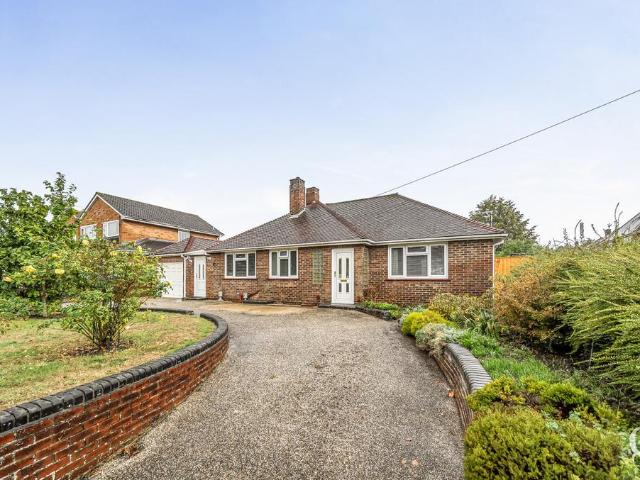 Bungalow for sale in Sittingbourne, Swale