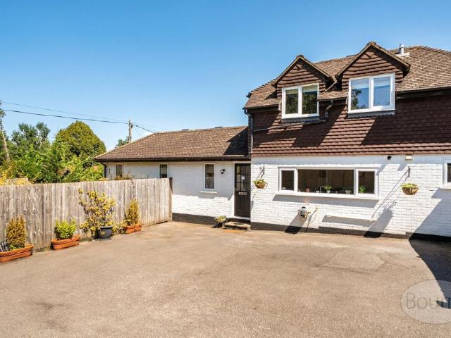 Bungalow for sale in Bolton Low Houses, Hampshire