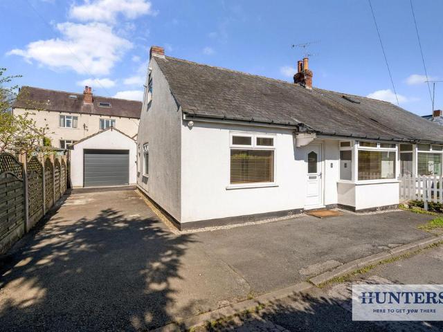 Bungalow for sale in Tranmere Park, Guiseley