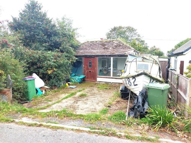 Bungalow for sale in Folkestone, Kent