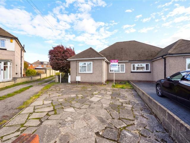 Bungalow for sale in Stone, Dartford