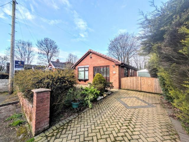 Bungalow for sale in Lee Bank, Greater Manchester
