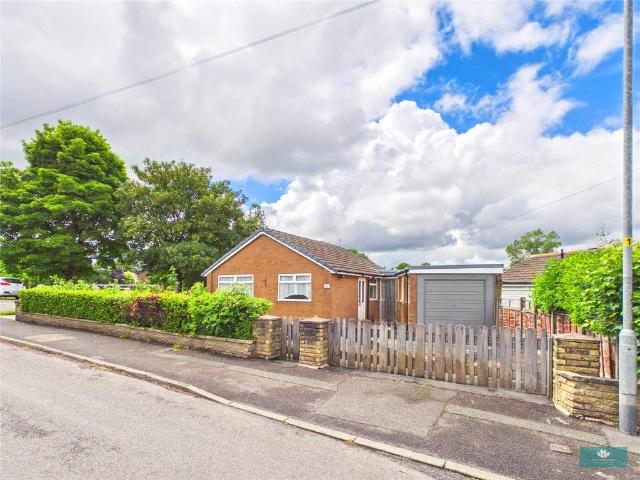 Bungalow for sale in Shaw and Crompton, Pendock