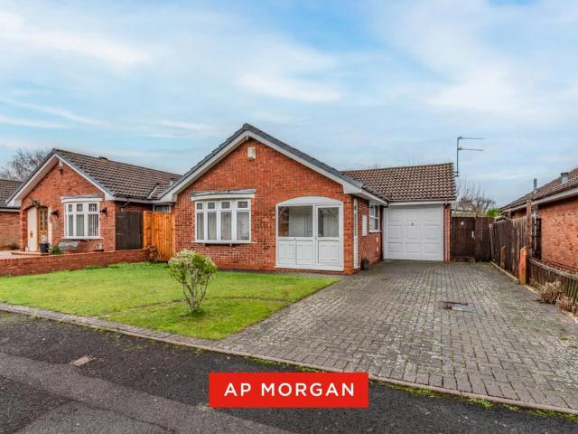 Bungalow for sale in Redditch, Worcestershire