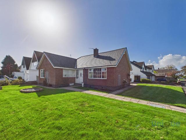 Bungalow for sale in Wrea Green, Fylde