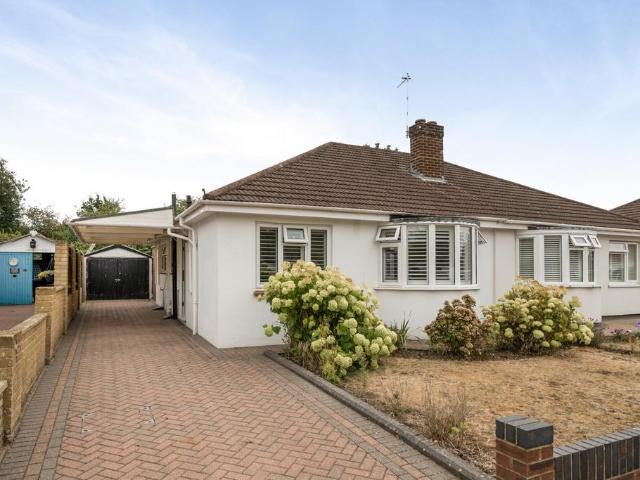 Bungalow for sale in Greater London