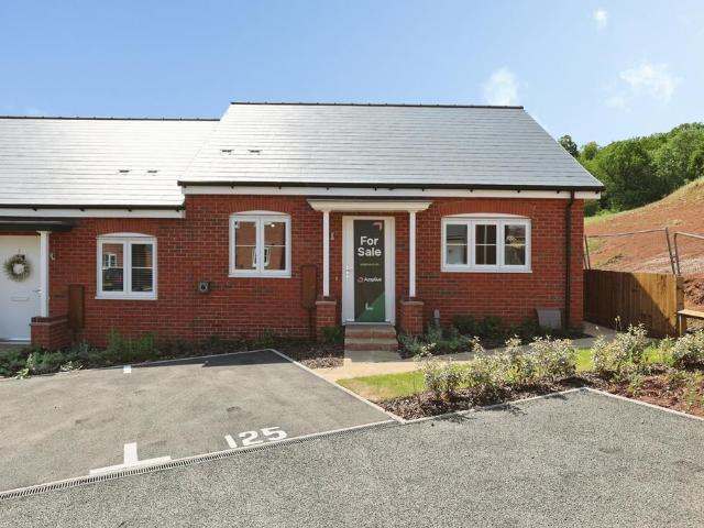 Bungalow for sale in Barton In Fabis, East Midlands