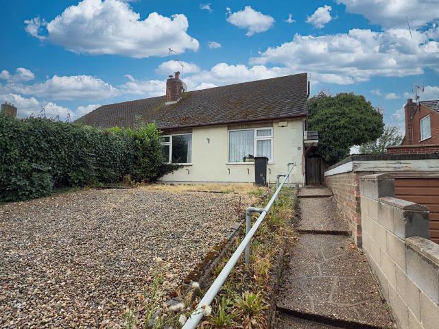 Bungalow for sale in Thringstone, Leicestershire