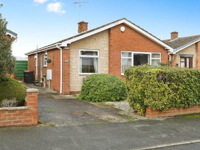 Bungalow for sale in Dinnington, South Yorkshire