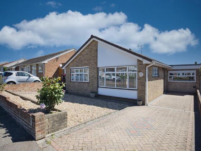 Bungalow for sale in Chilton, Acol
