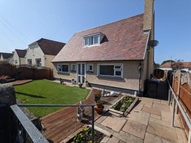 Bungalow for sale in Llandudno, Wales