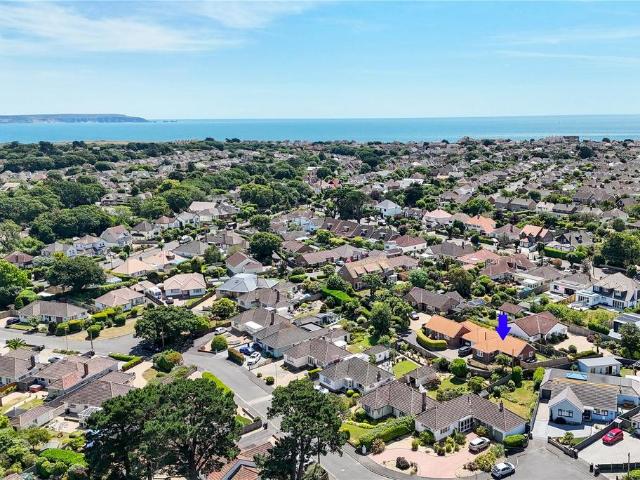Bungalow for sale in Old Milton, New Forest
