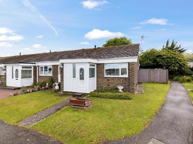Bungalow for sale in Folkestone