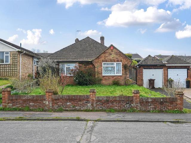Bungalow for sale in Old Town, Heathlands