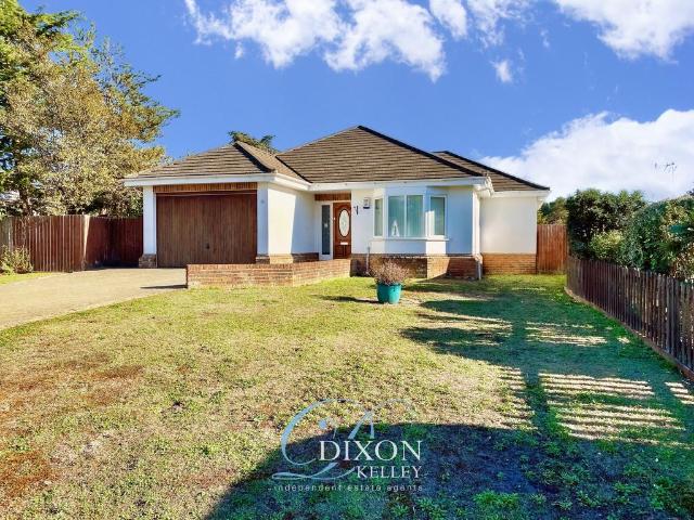 Bungalow for sale in St. Leonards and St. Ives, St Leonards