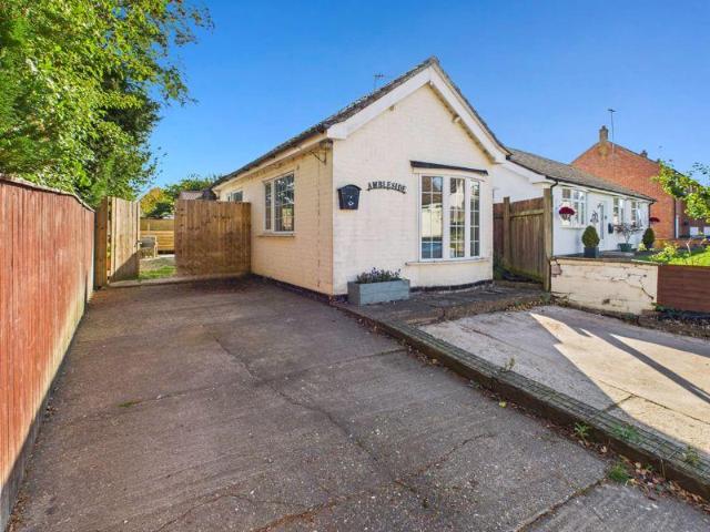 Bungalow for sale in Belleau, Lincolnshire