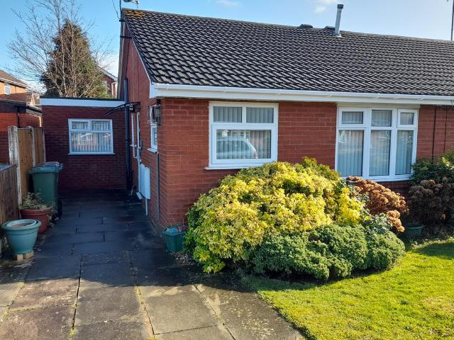 Bungalow for sale in Moreton, Liverpool City Region
