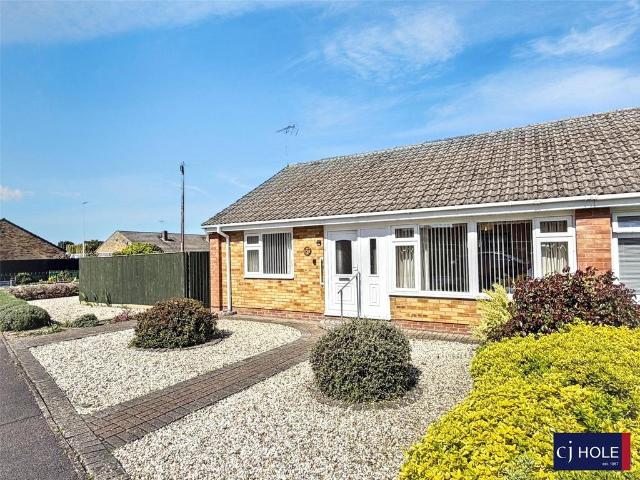 Bungalow for sale in Hucclecote Green, Gloucester