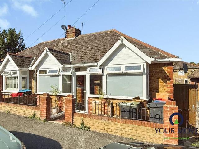 Bungalow for sale in East Cliff, Acol