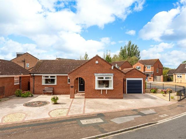 Bungalow for sale in Rawcliffe, York