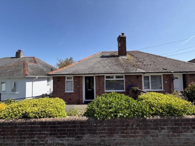 Bungalow for sale in Watergate, Devon