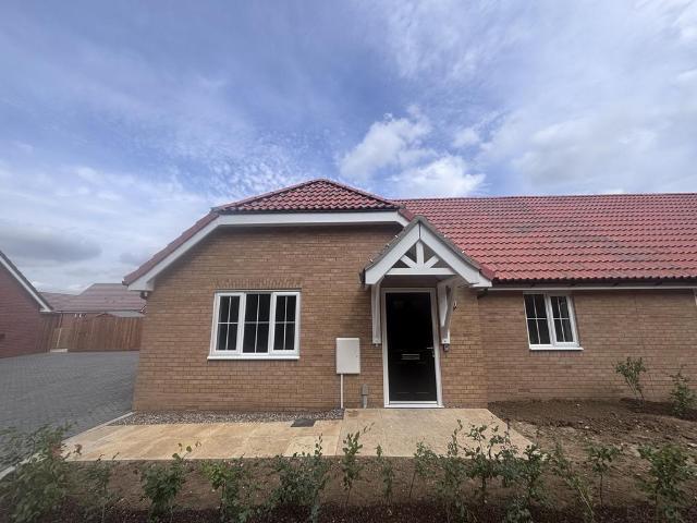 Bungalow for sale in Bedingfield, Suffolk